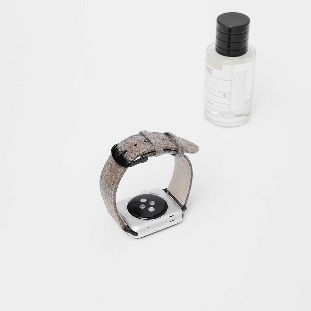 Apple Watch LIGHT BROWN w BLUE/TAN CHECK