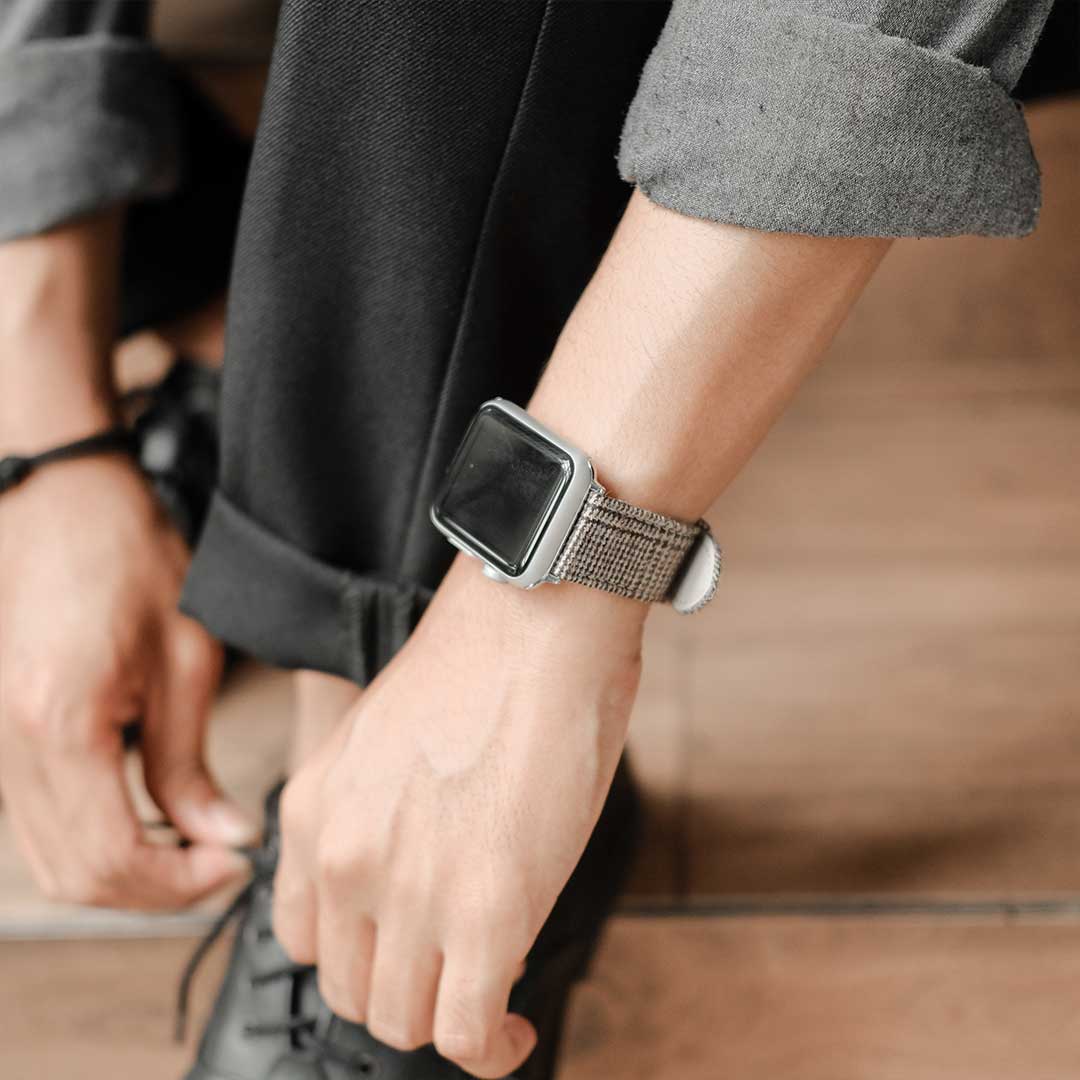 Apple Watch LIGHT BROWN GLENCHECK