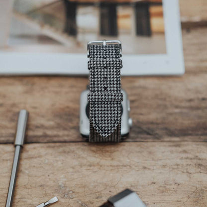 Apple Watch BLACK & WHITE houndstooth