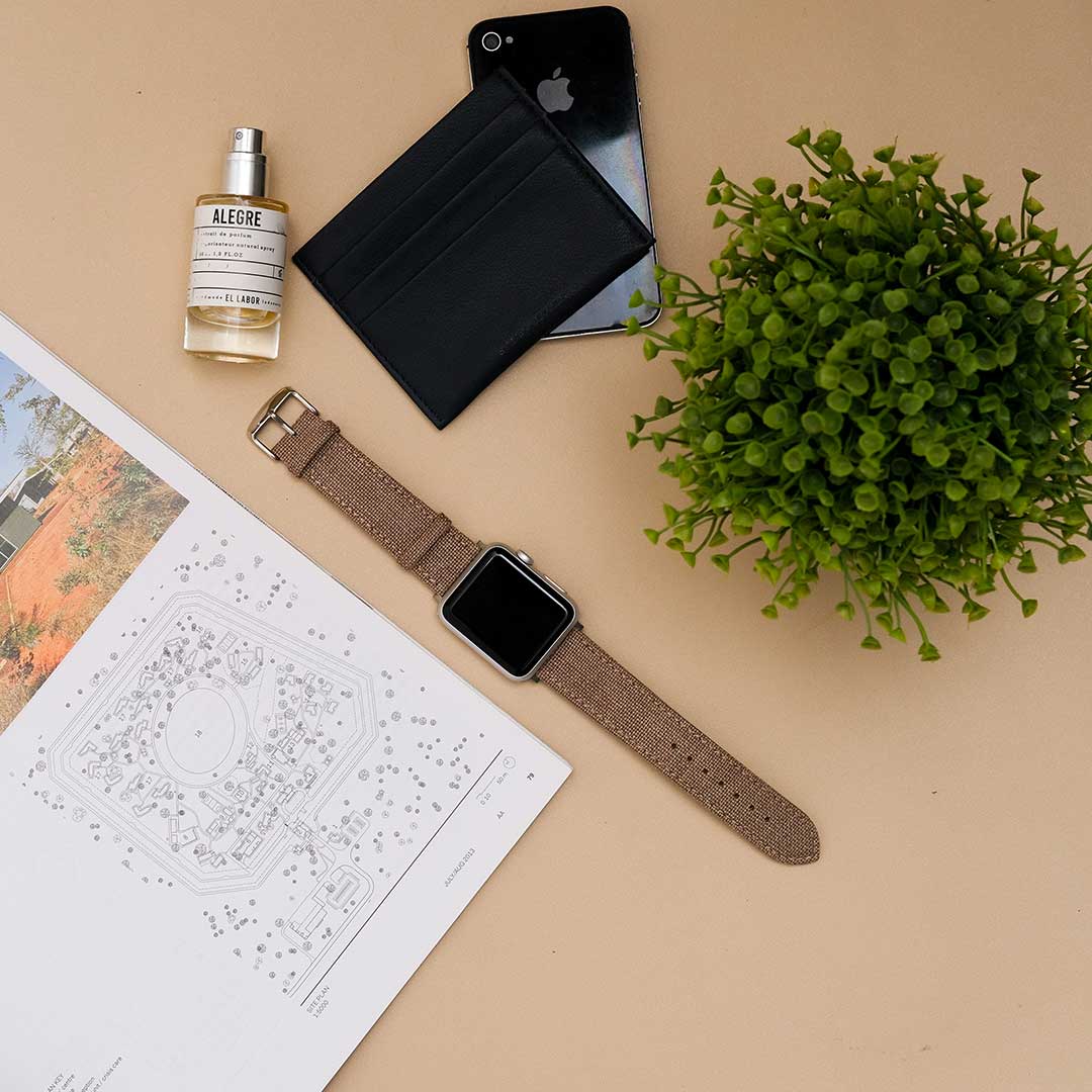 Apple Watch TAN solid weave effect