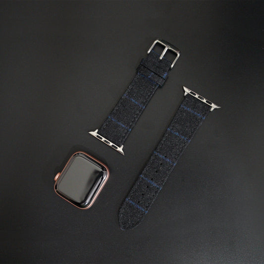 Featured image of the Apple Watch Charcoal with Blue Chalkstripe band
