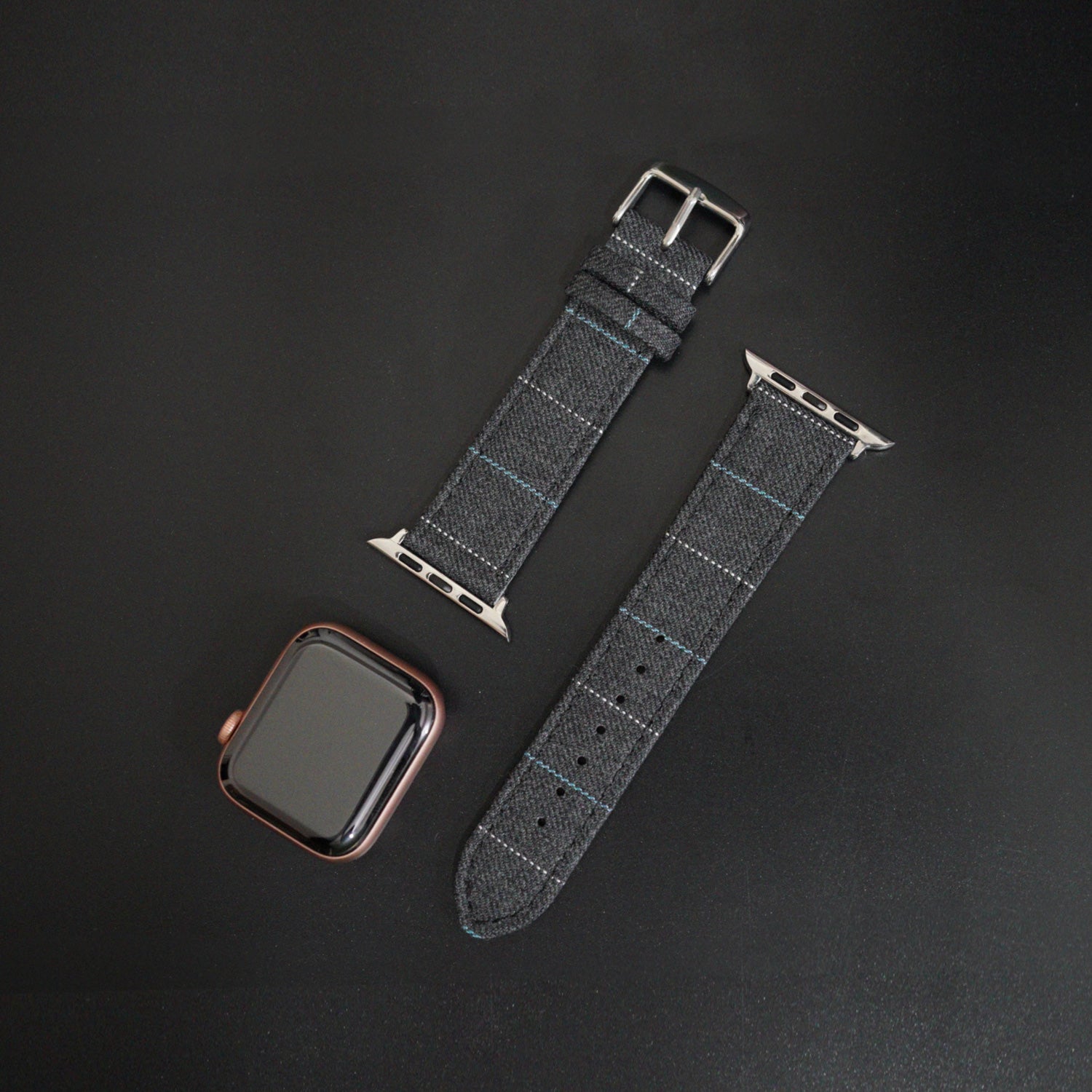 Featured image of the Apple Watch Mid Grey Alternate Bead Col Stripe band