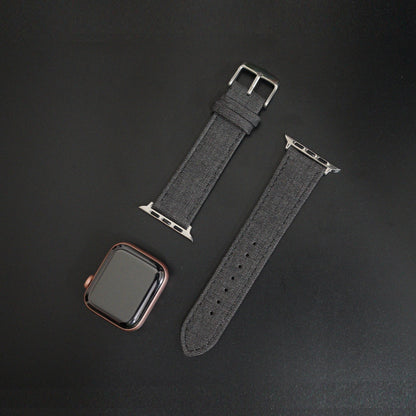 Featured image of the Apple Watch Medium Brown Sharkskin band