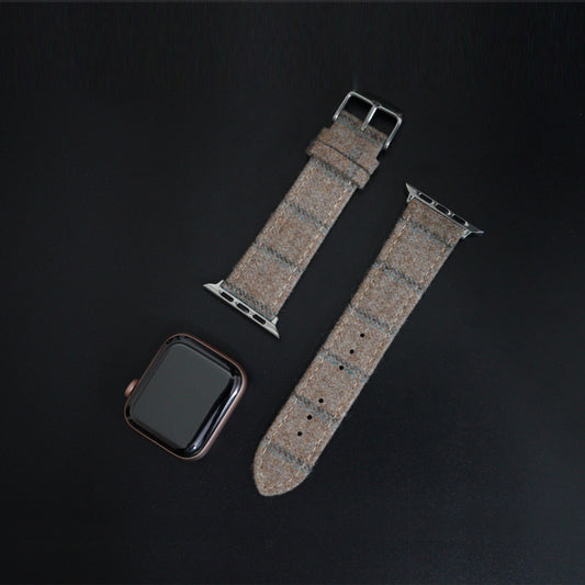 Featured image of the Apple Watch Light Tan Double Stripe band